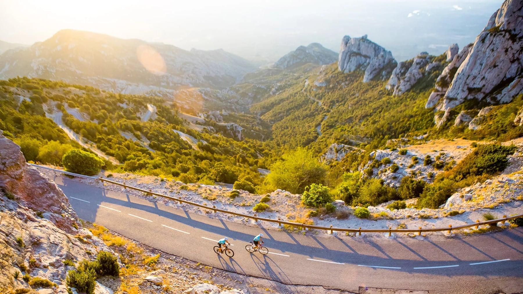 Dos mil kilómetros para darle la vuelta a Cataluña sin apuro