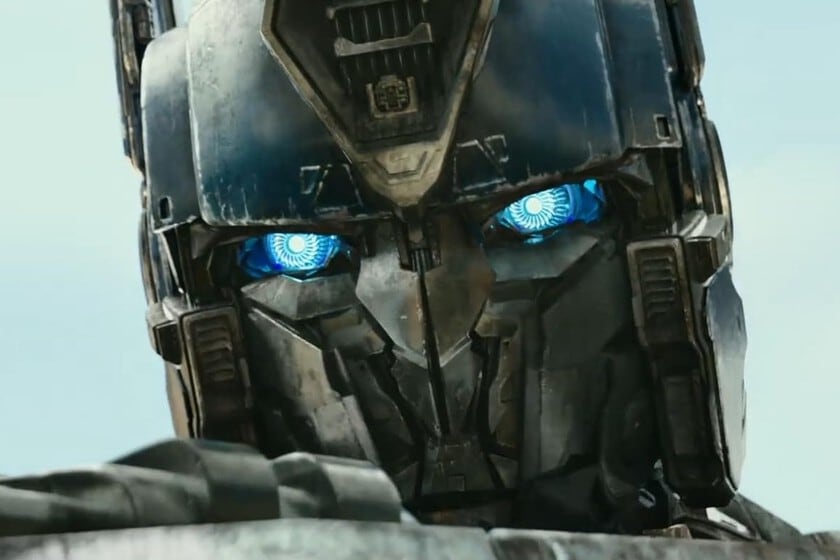 Spielberg vuelve al timón creativo de Transformers y Paramount ya le tantea el teléfono a Michael Bay
