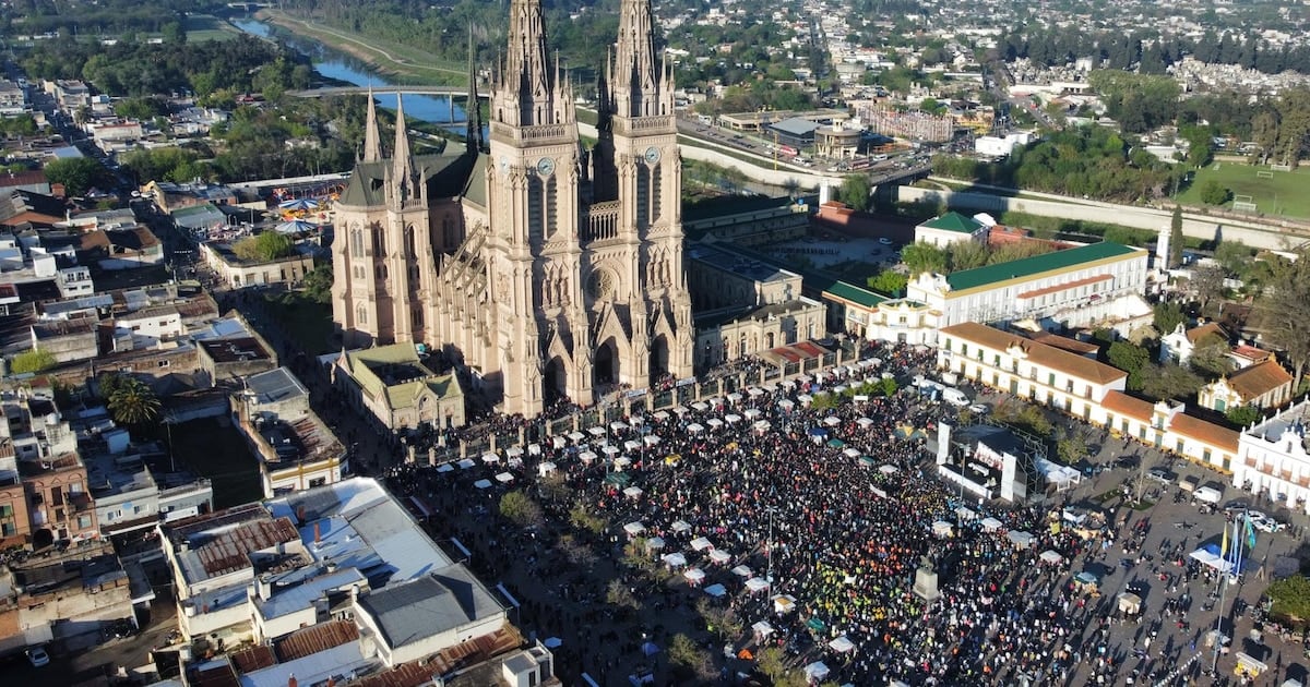Alojamientos temporarios en Luján se ofrecen hasta por USD 16.000 la noche ante la expectativa de una visita papal en noviembre