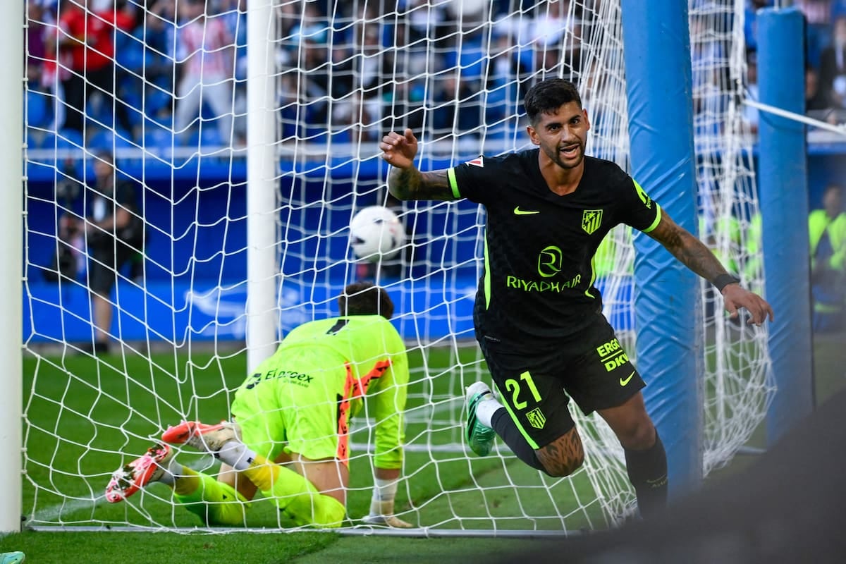 Cuti apareció cuando la cosa se empantanaba y Atlético se trajo tres puntos de oro desde Vitoria