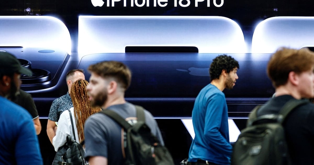 El precio de la inteligencia artificial: la memoria se disparó más del 400% y golpeó al iPhone 18 Pro