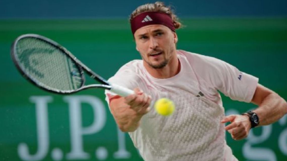 Zverev pasó a semis en Shanghai y va por todo: el número uno y su octavo Master 1000