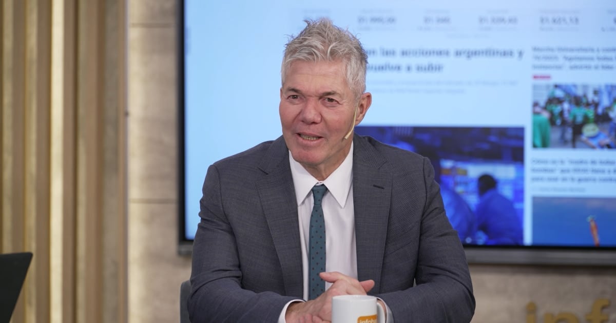 Fernando Burlando, a corazón abierto: el abogado que se puso un chip hormonal en 2019 y ahora lo cuenta como si fuera un secreto a voces