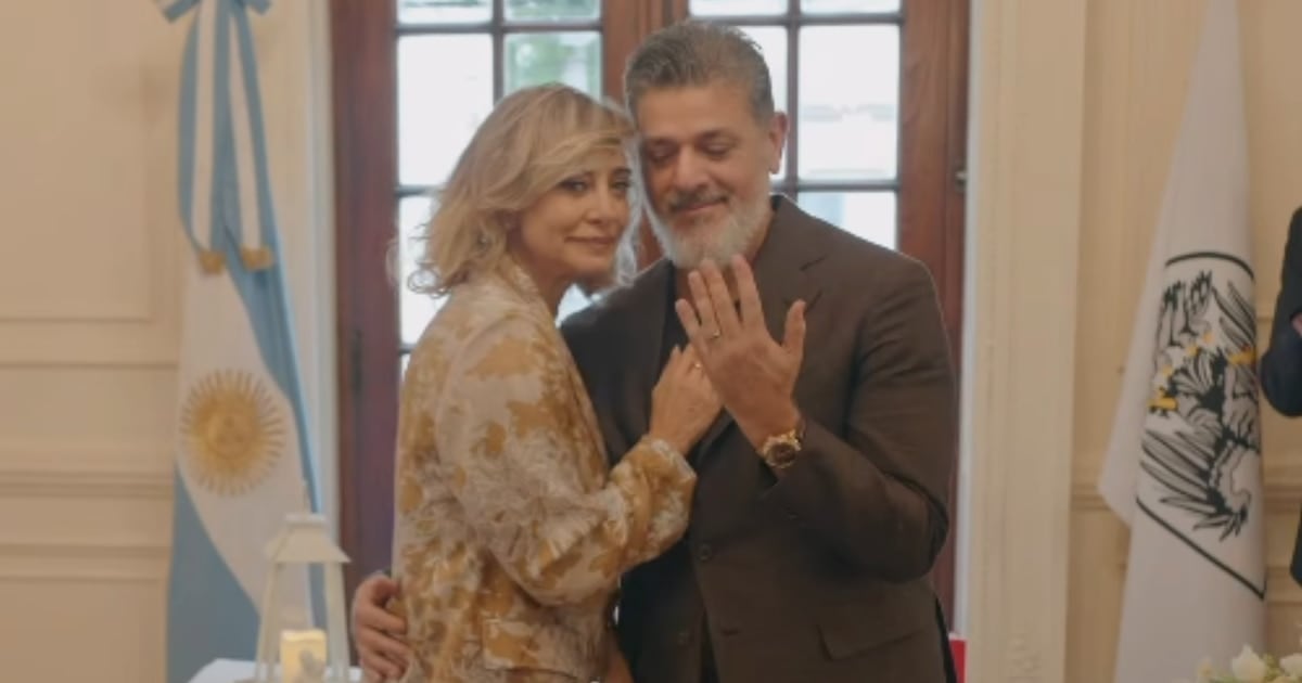 Casarse sin regalos y con la música como convidada: la boda de Andrea Ghidone y Pablo Otero