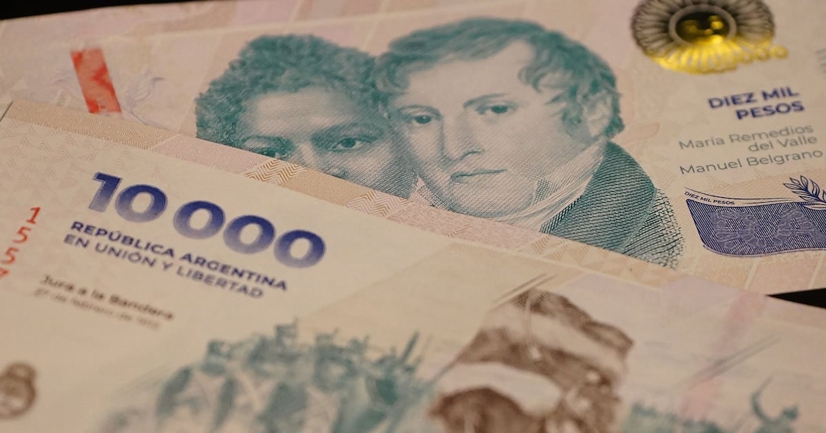 Tras el ajuste de septiembre, el sueldo inicial del bancario que recién empieza ronda los 2,6 millones de pesos brutos