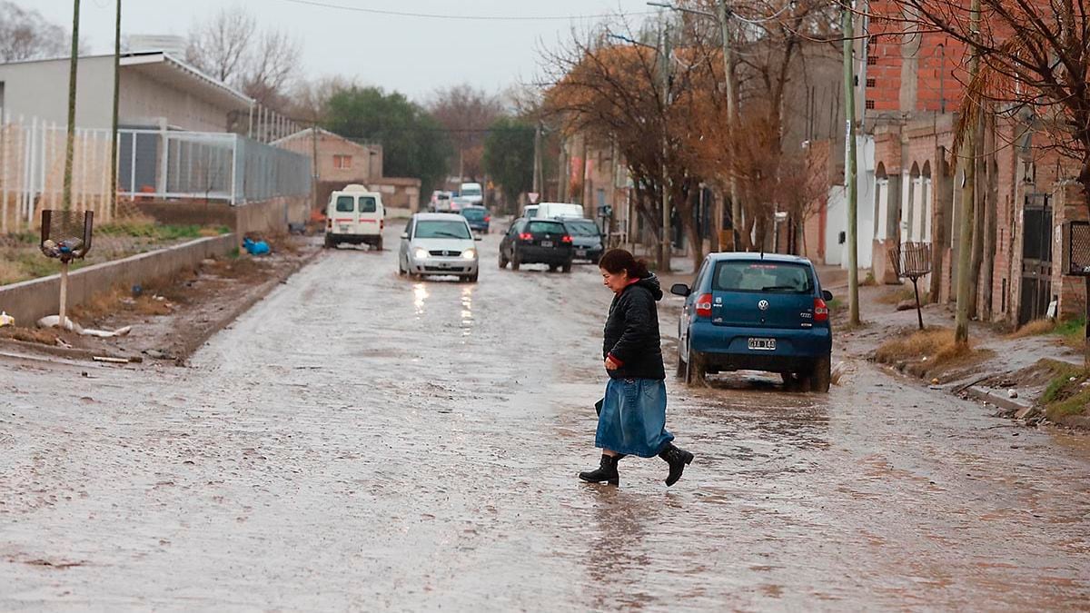 Neuquén entra en modo preventivo: qué hacer antes de que el agua llegue a la casa