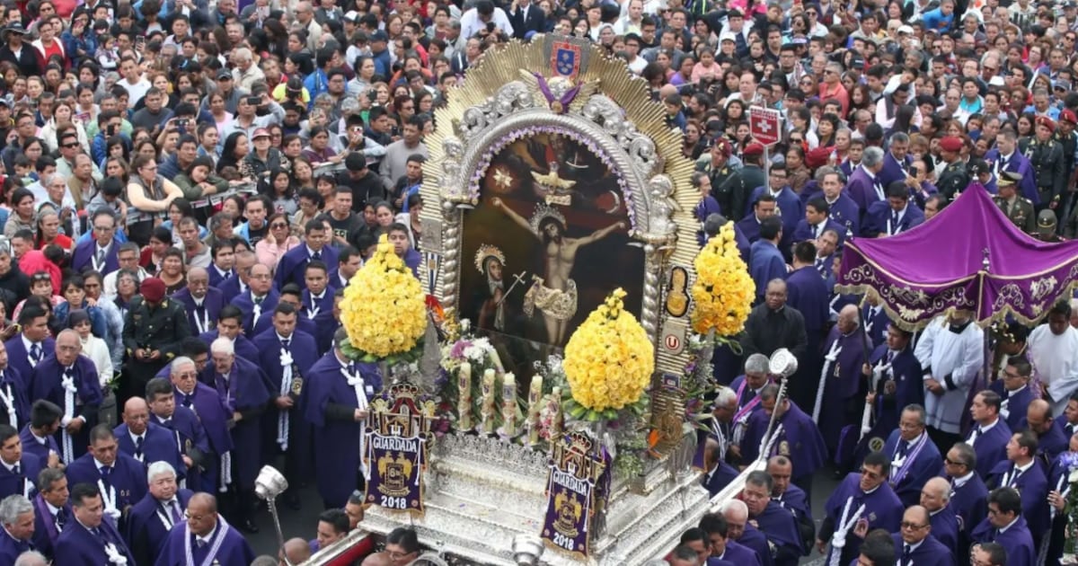 El Cristo Moreno sale a la calle y Lima entera se pone en marcha