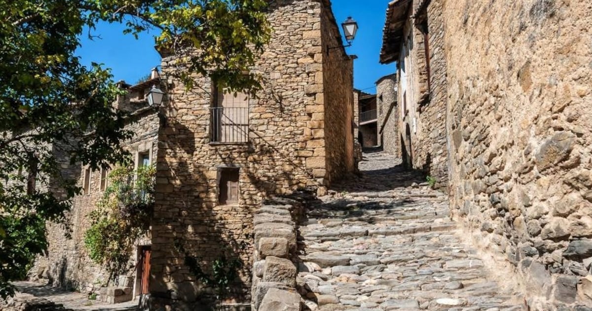 Montañana, el pequeño pueblo medieval de Huesca que conserva su essence